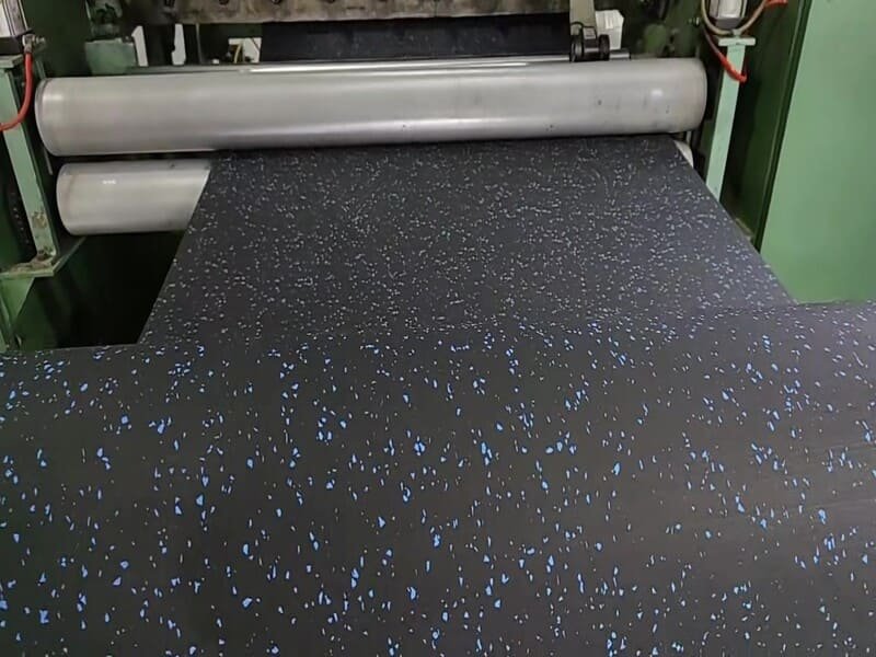 subfloor cleaning for rubber rolls